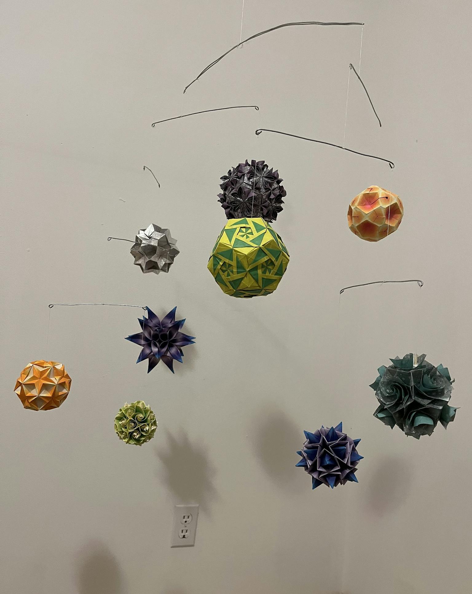 Image for entry 'Dodecahedron Variations and Transitions'