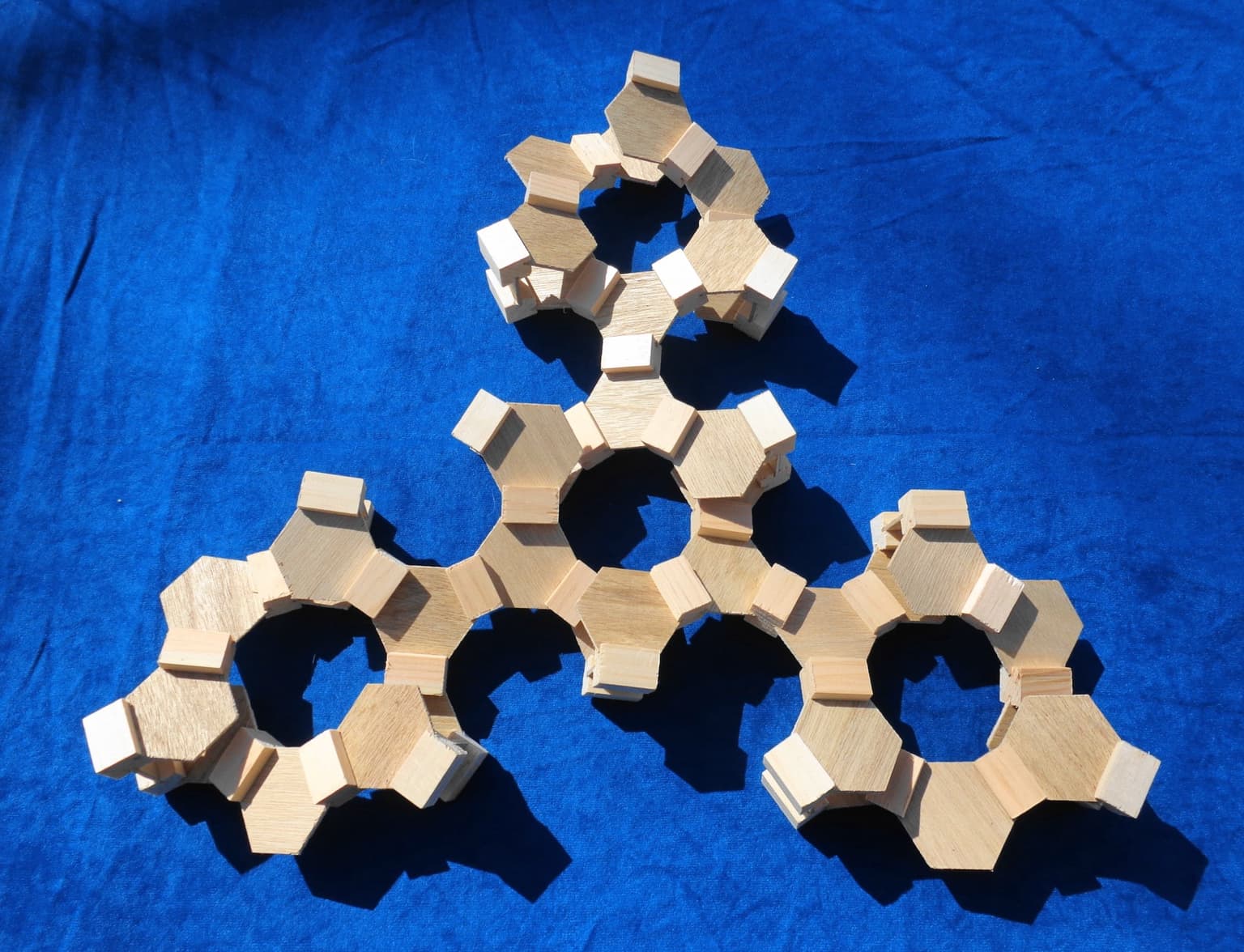 Image for entry 'Mobius Metaknot'