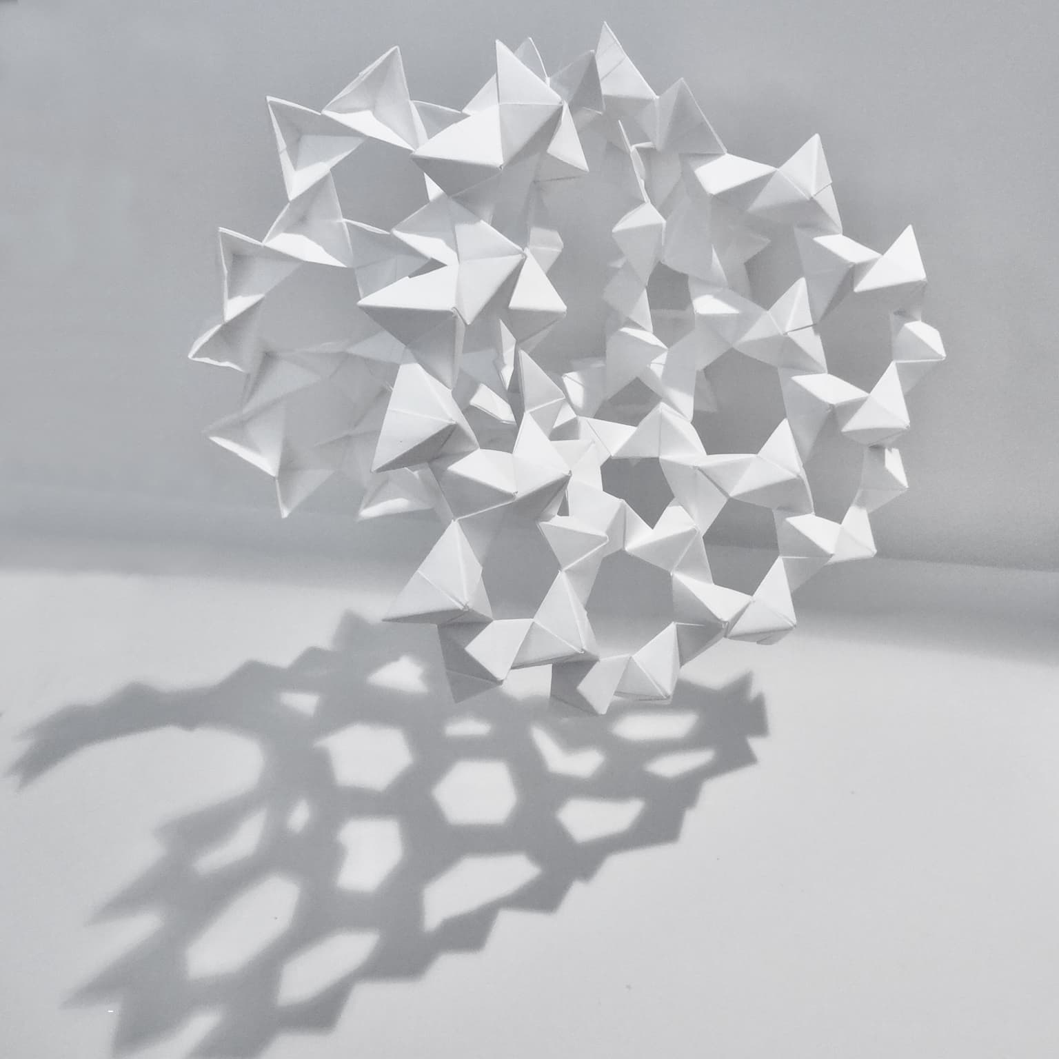 Image for entry 'Hyperbolic Phizz net'