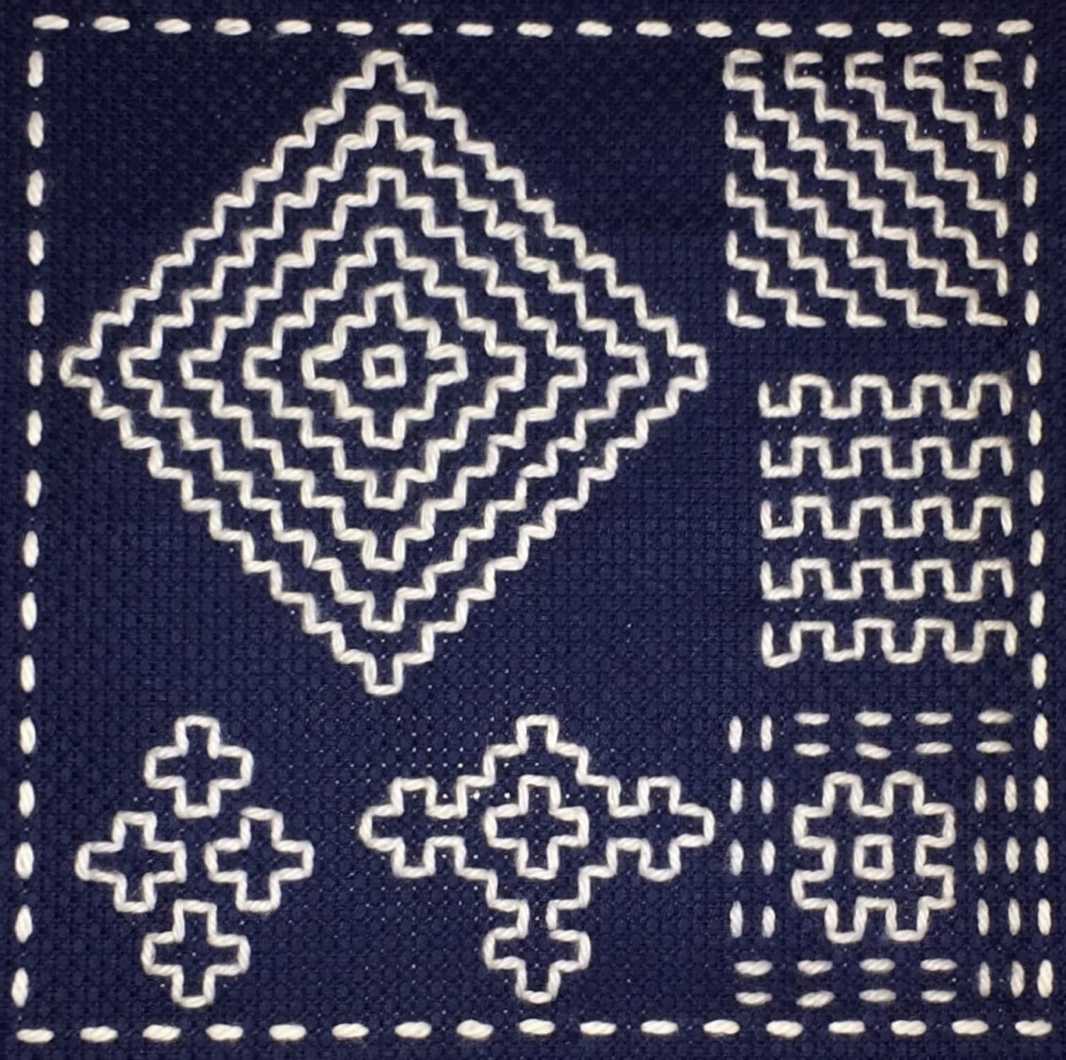 Image for entry 'Mrs Perkins' Persimmon Quilt'
