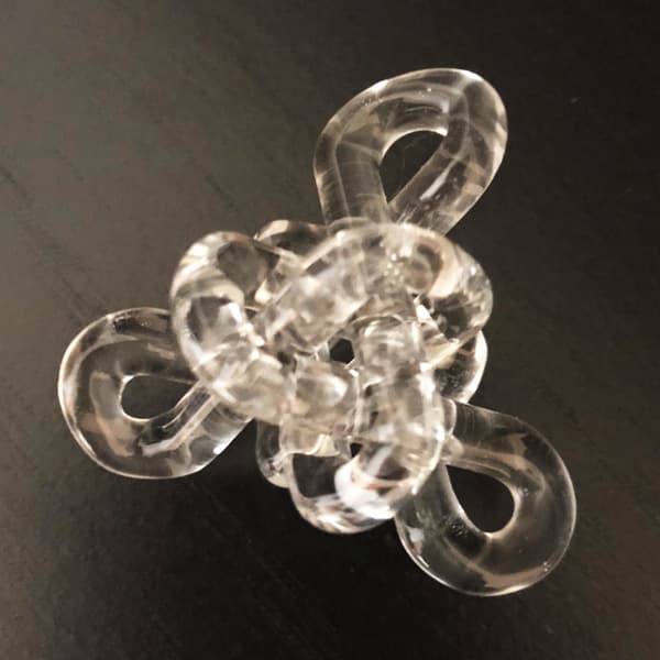 Image for entry '940 Tetraknot'