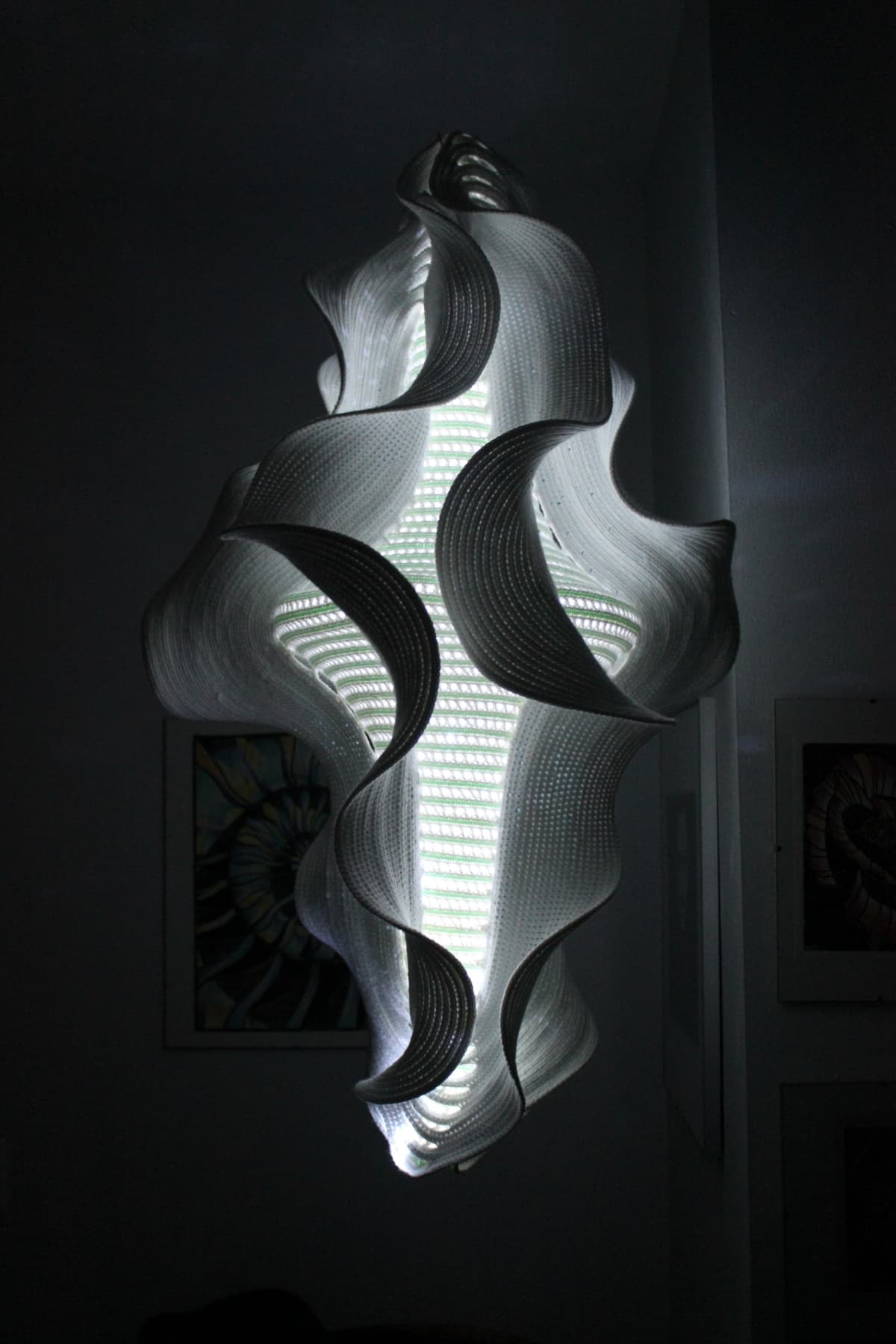 Image for entry 'curved diamond shaped lamp with 6 hyperbolic axes'