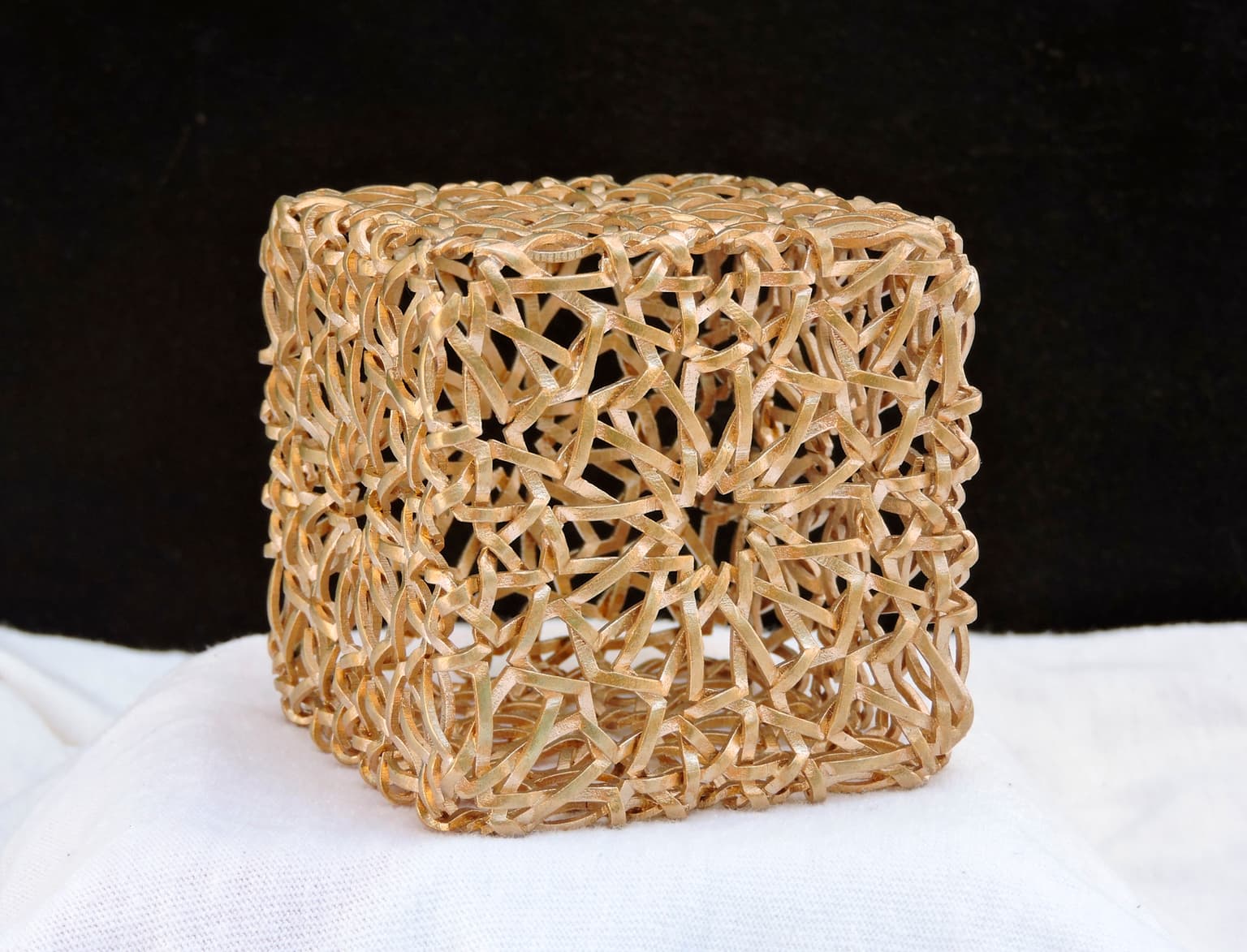 Image for entry 'Islamic Cube'