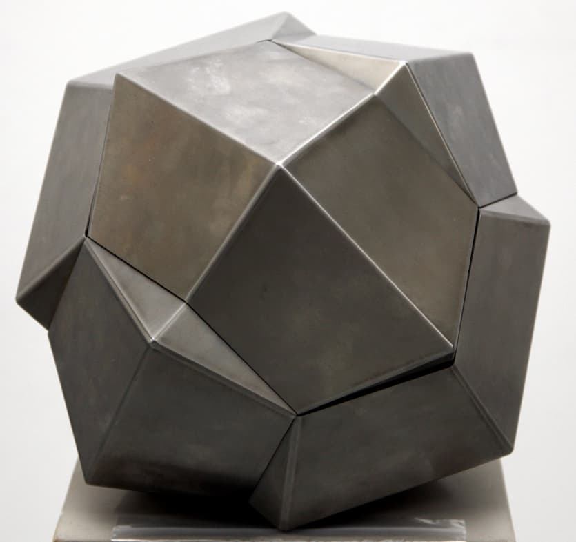 Image for entry 'Borromean Rings in Stainless Steel'