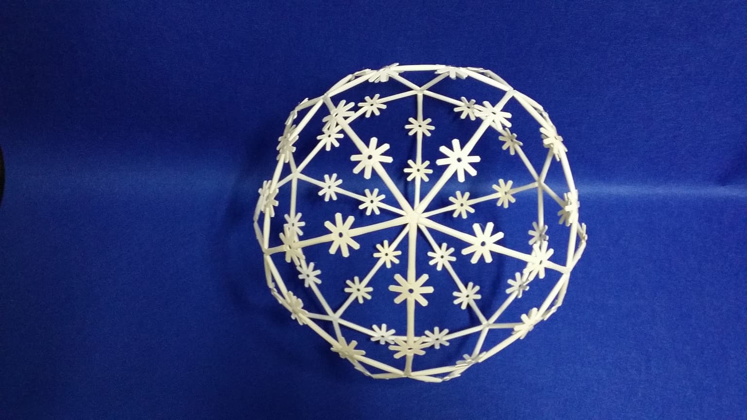 Image for entry 'Archimedean Horizontal Star at Introductive Level No. B-8'