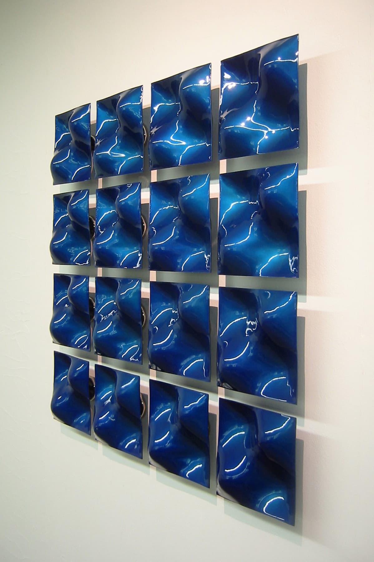 Image for entry 'bluewaveforms'