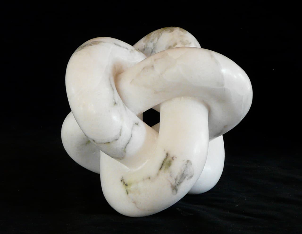 Image for entry 'Borromean Rings 1'