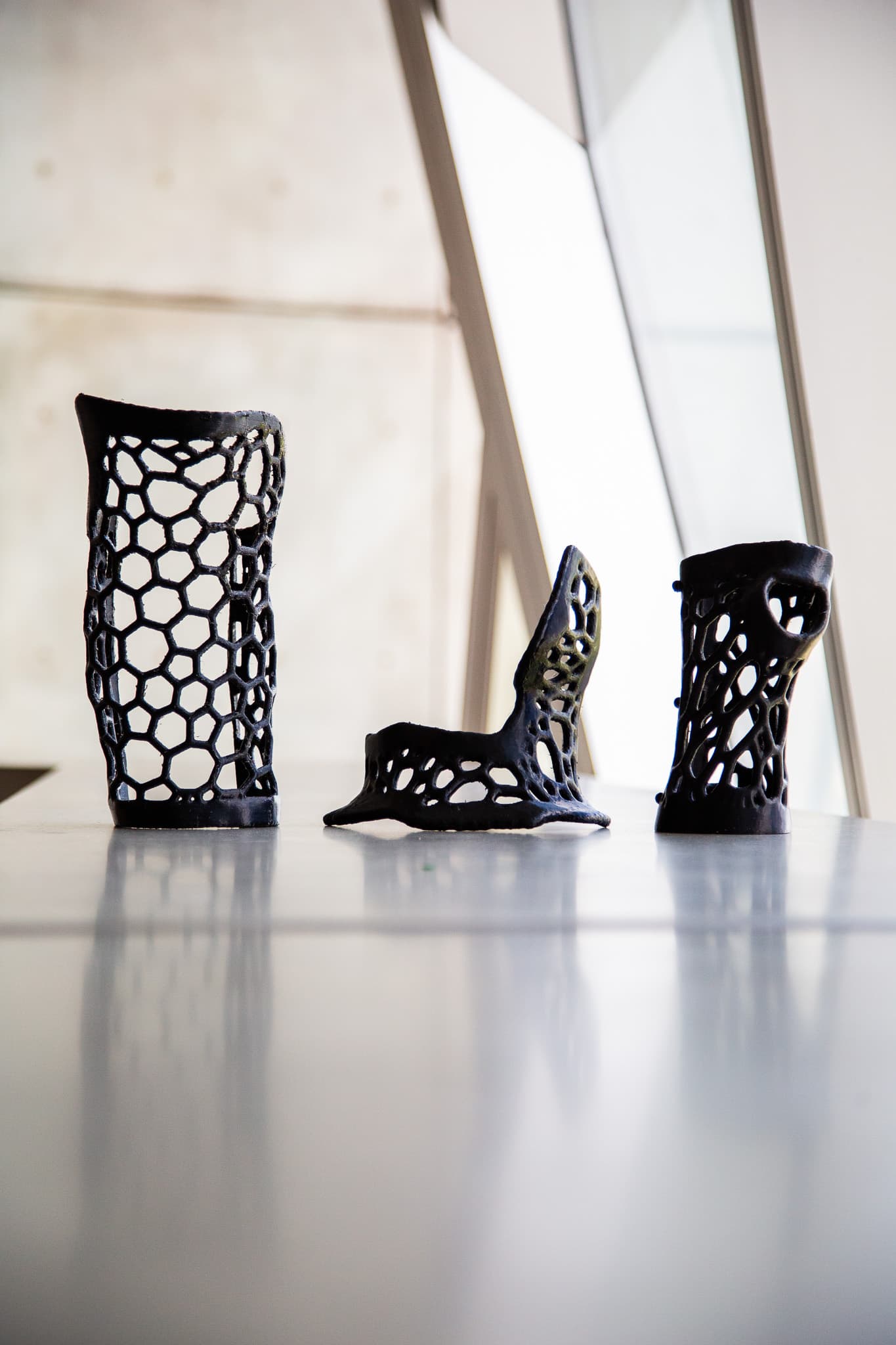 Image for look '3D-Printed Casts Featuring a Voronoi Pattern'