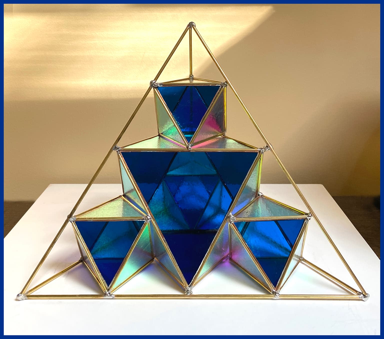 Image for entry 'Complementing the Sierpiński Tetrahedron'