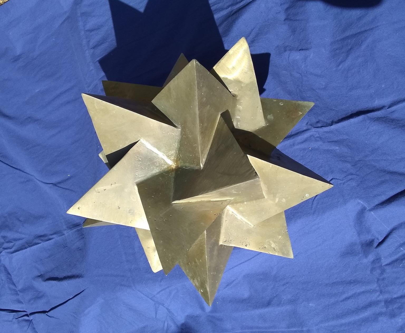 Image for entry 'Compound of Five Tetrahedra in Bronze'