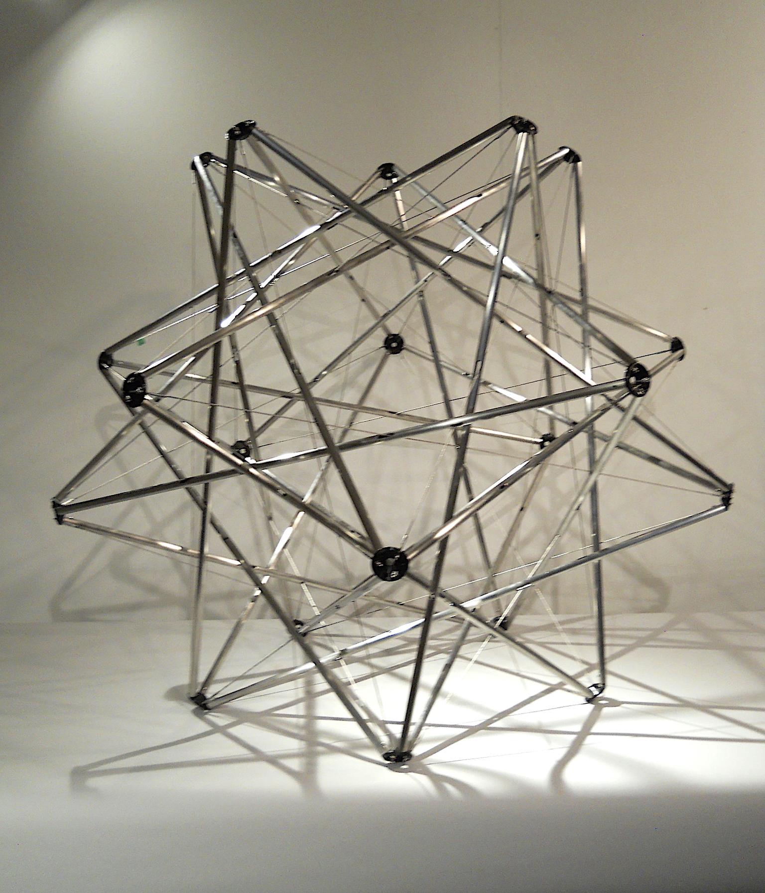 Image for entry 'Ten Tetrahedra Tensegrity'