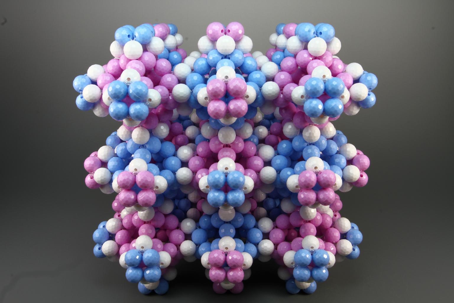 Image for entry 'Bead model of Zeolite A structure'