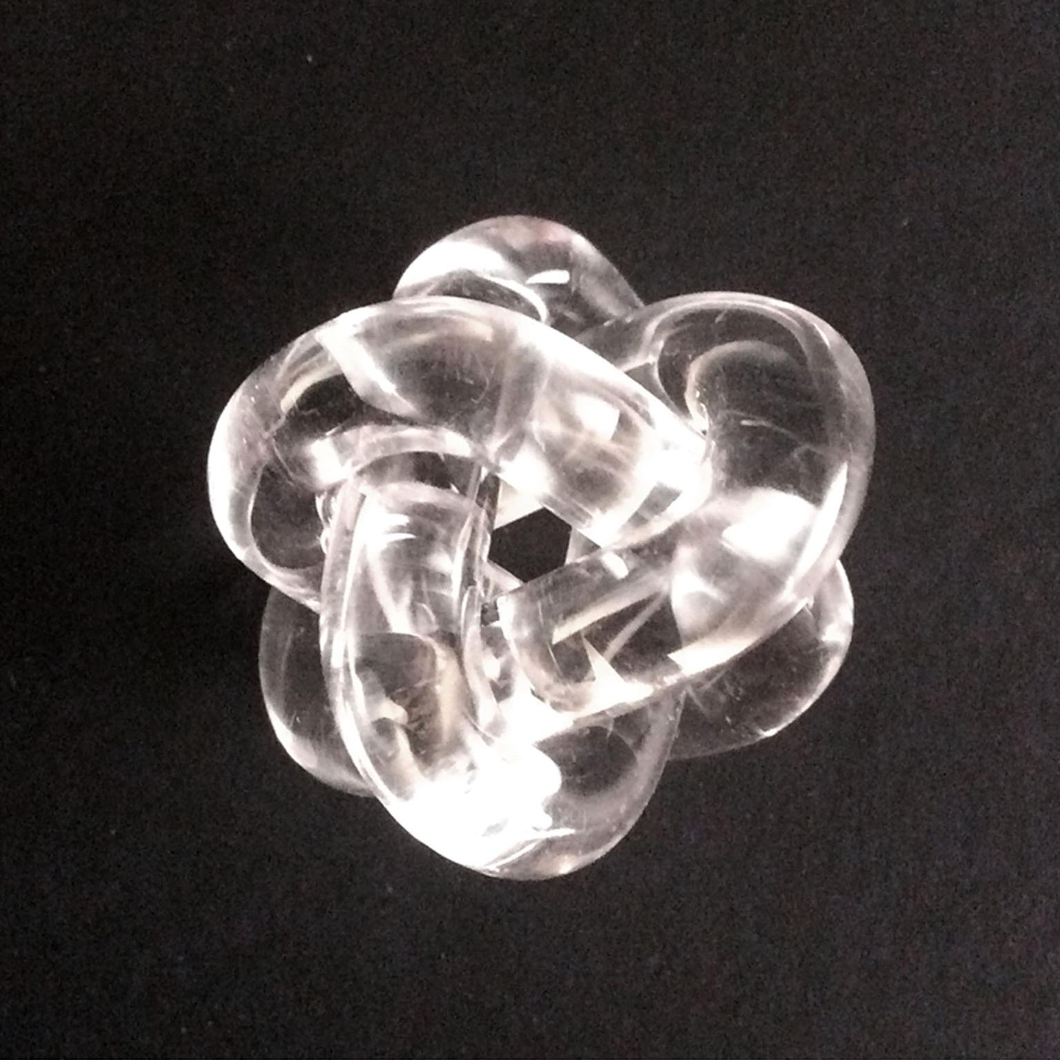 Image for entry 'Glass Borromean Rings'