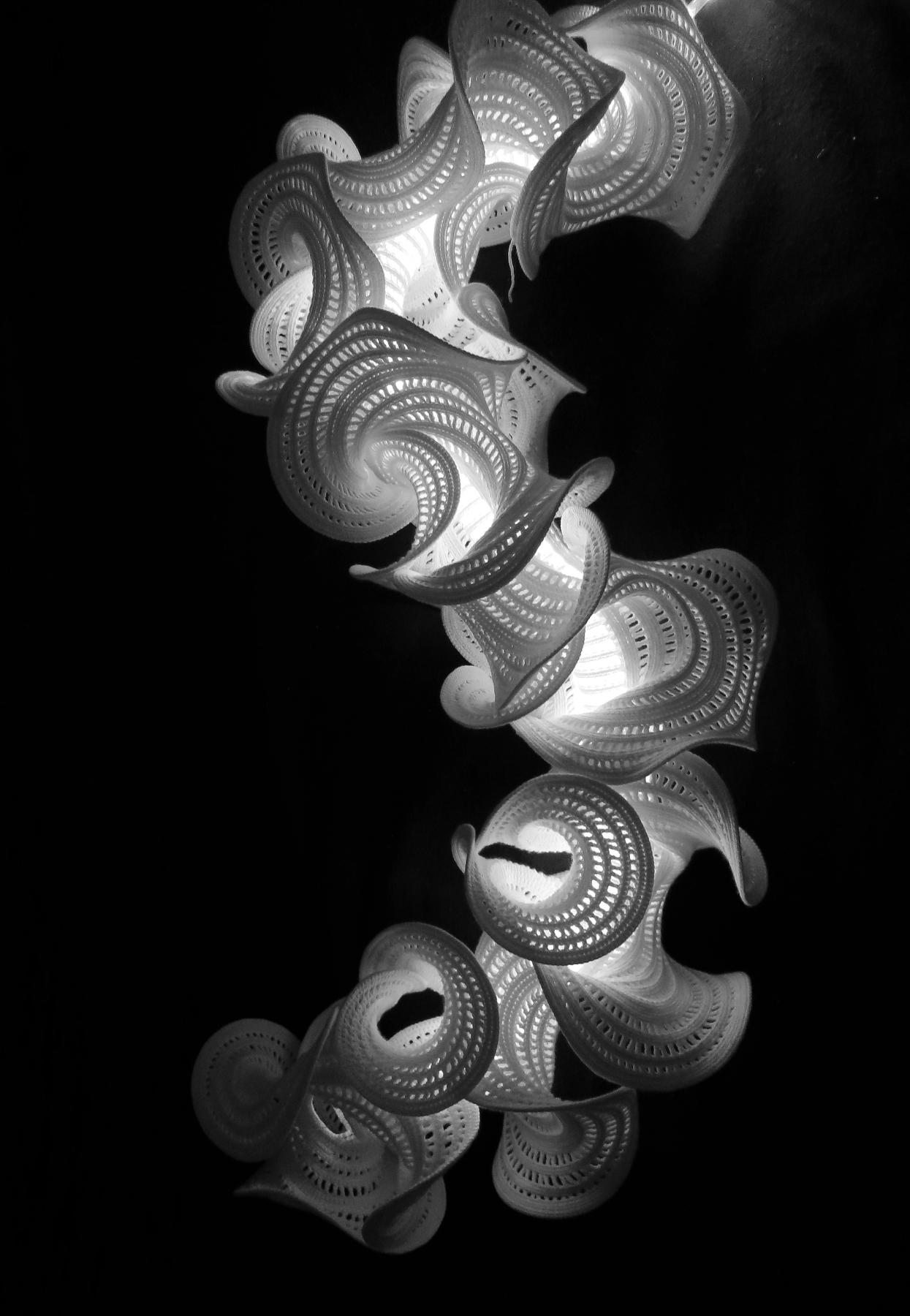 Image for entry 'Curved Light Snake'