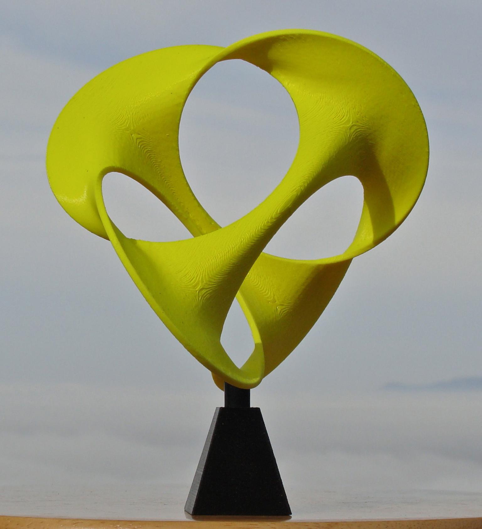 Image for entry 'Emulation of Charles Perry’s “Tetra” sculpture'