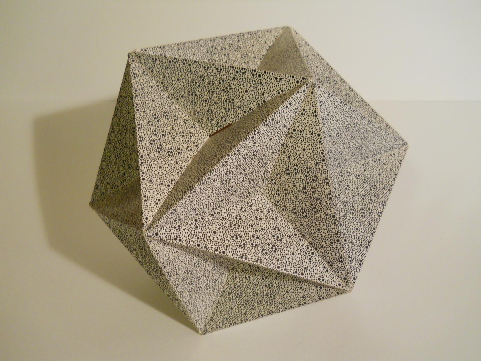 Image for entry 'Stellar Icosahedron'