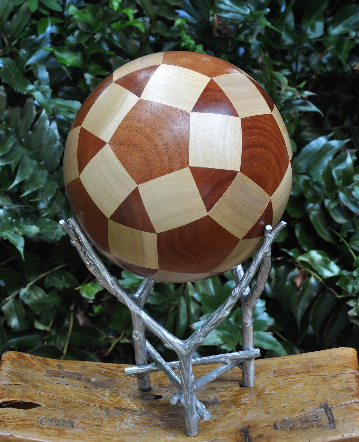 Image for entry 'The Wooden Sphere'