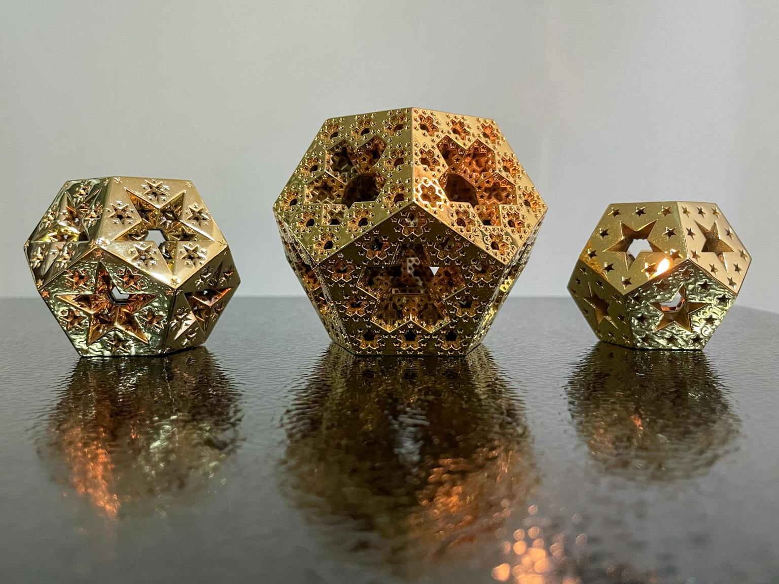 Image for entry 'Fractal Dodecahedrons'