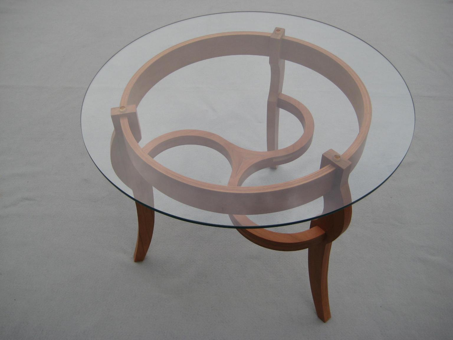 Image for entry 'Celtic Trefoil Table'