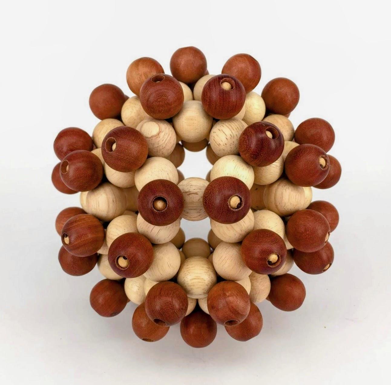 Image for entry 'Bead-Chain Buckyball '