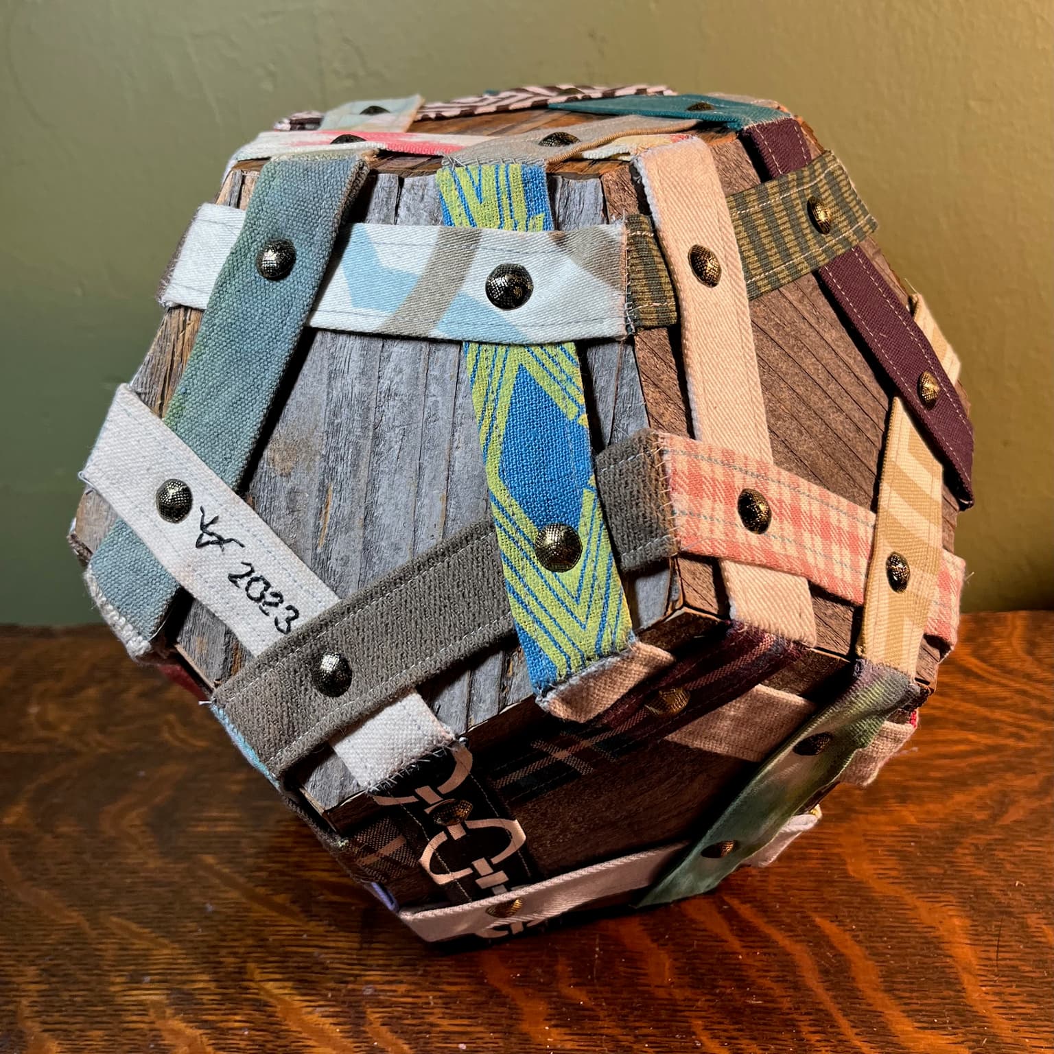 Image for entry 'Scrap Dodecahedron'