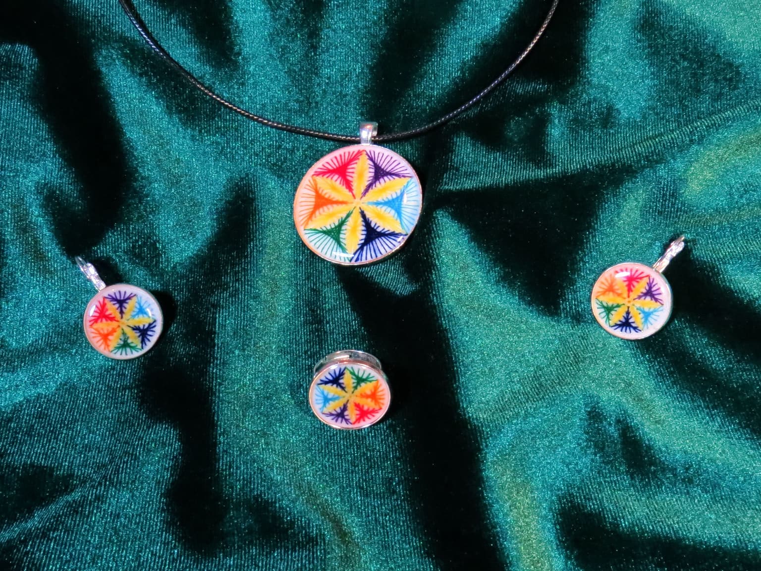 Image for StringArt rotation, StringArt flower in rainbow, StringArt flower set, StringArt rainbow set, StringArt hexagons, StringArt