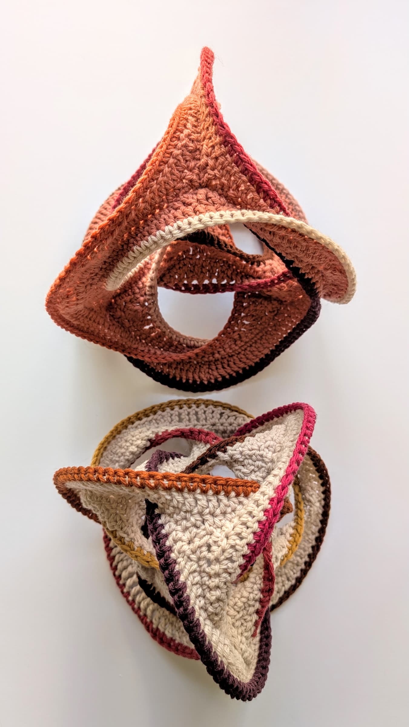 Image for entry 'Sixfold Serenade'