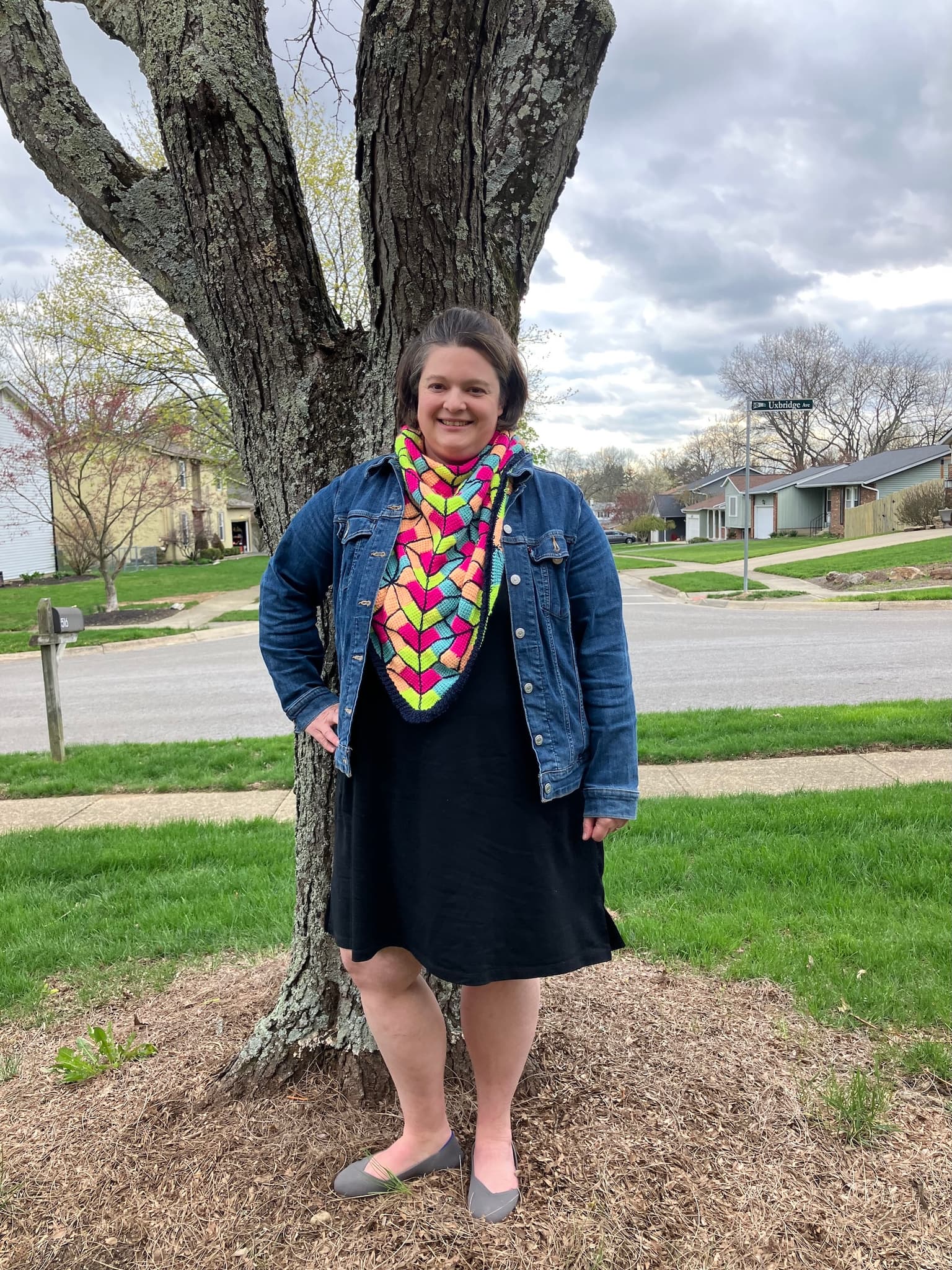 Image for look 'L-tile Doodle Scarf'
