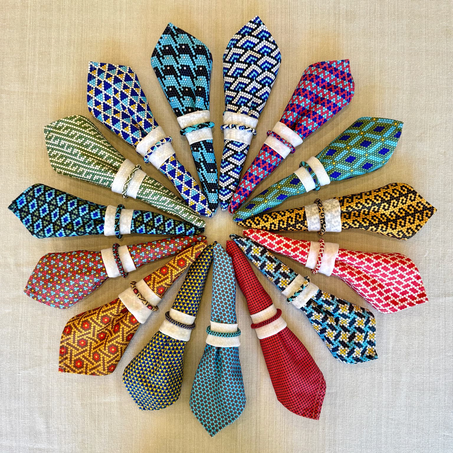 Image for entry 'Crystallographic Napkin Ring Series'