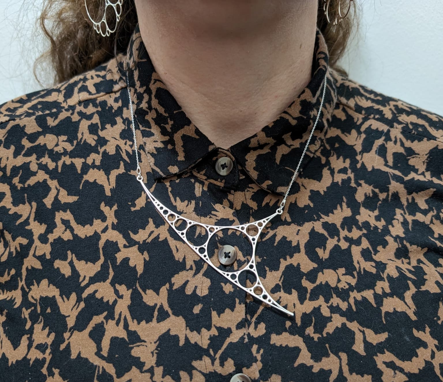 Image for look 'Apollonian Necklace, Bubbly Apollonian Earrings'