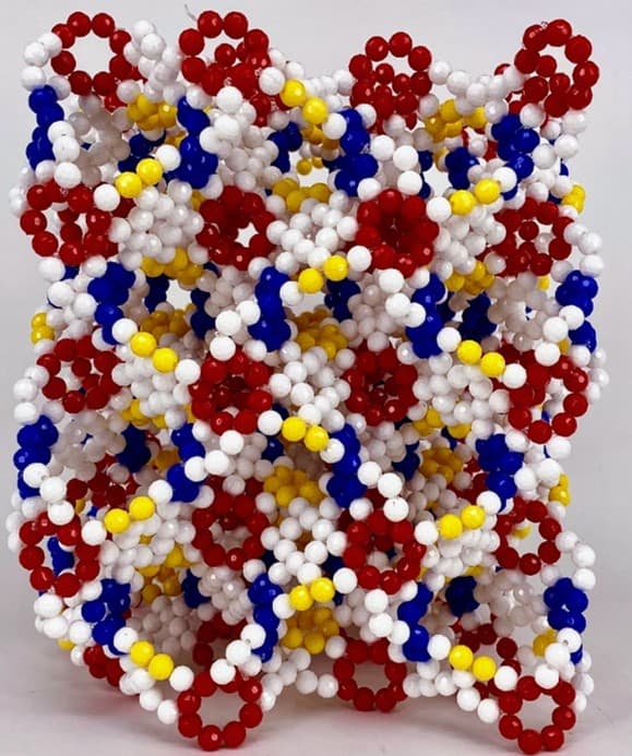 Image for entry 'Beaded (1,1) Gyroidal Surface'