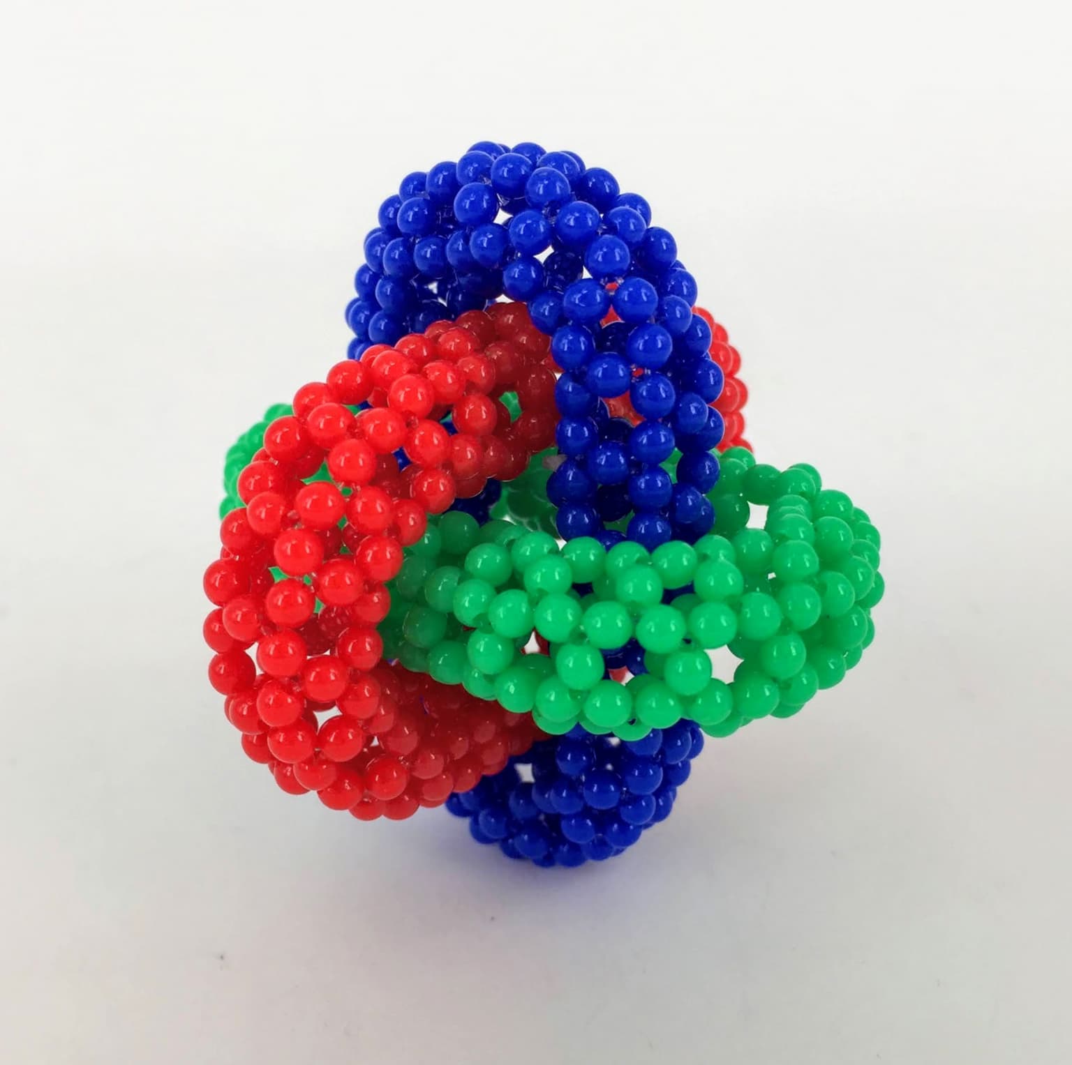 Image for entry 'Carbon nanotubes Borromean rings'