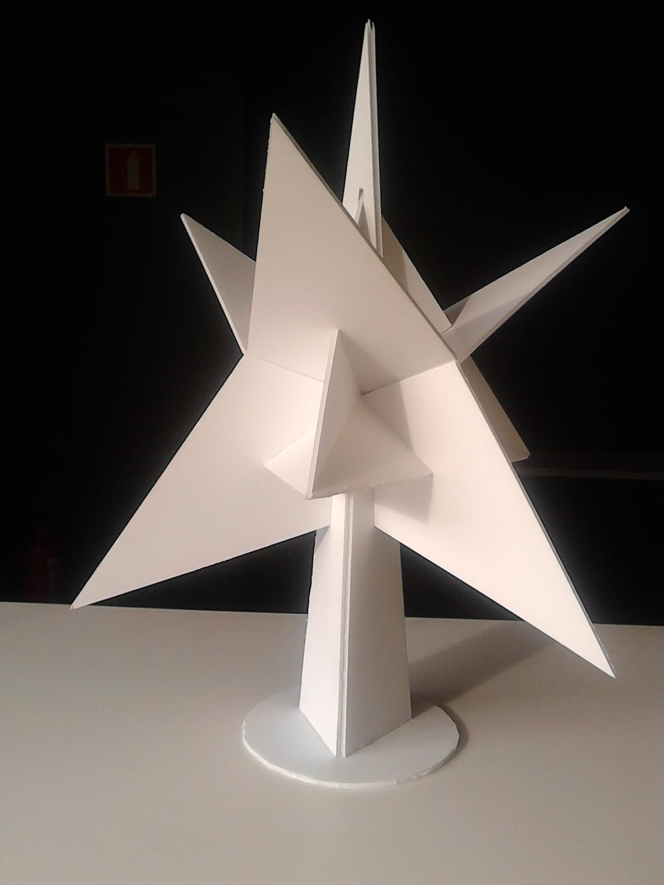 Image for entry 'Starnary from tetrahedron'