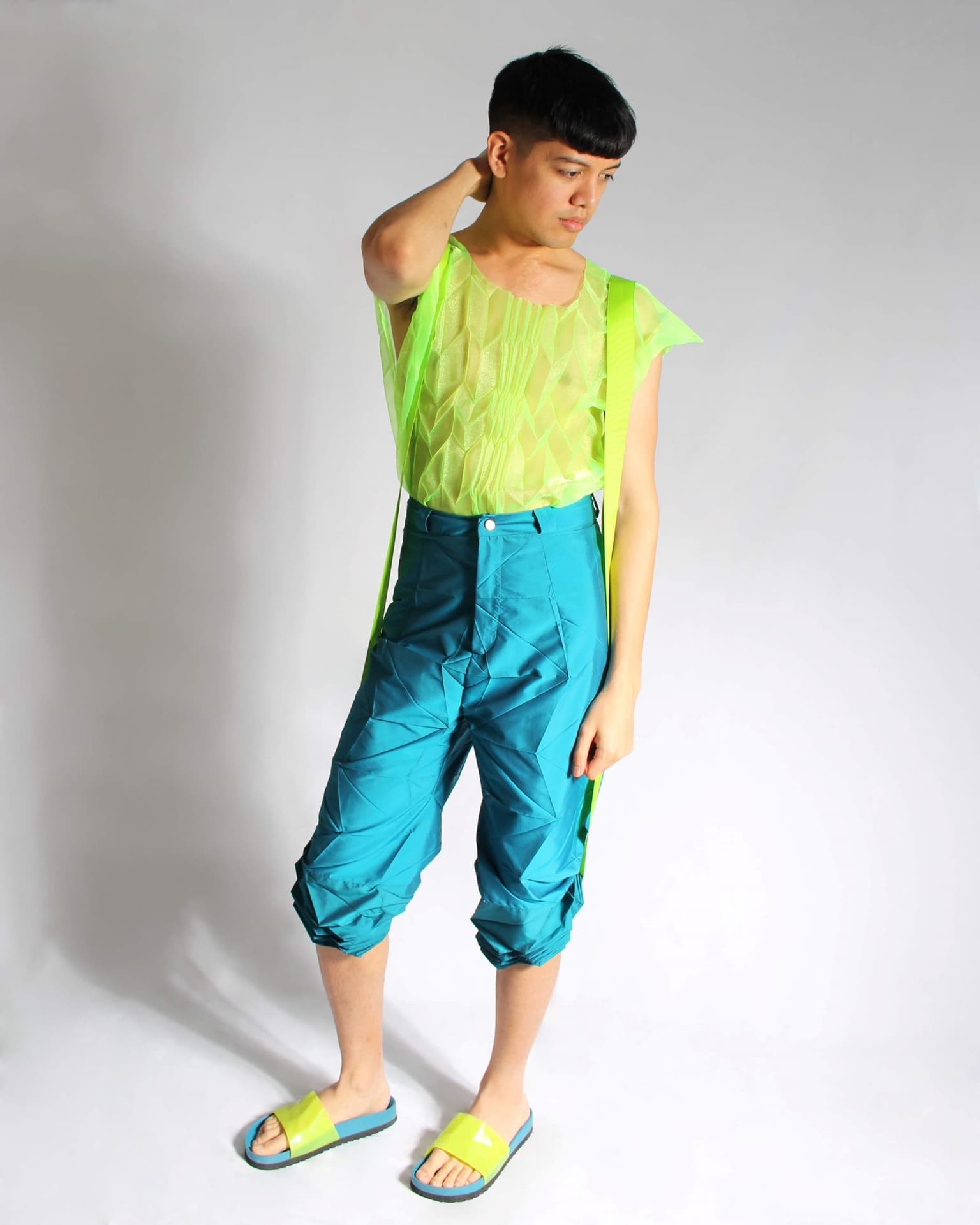Image for look 'Antiprism Pants, Fibonacci Top, Antiprism Backpack'