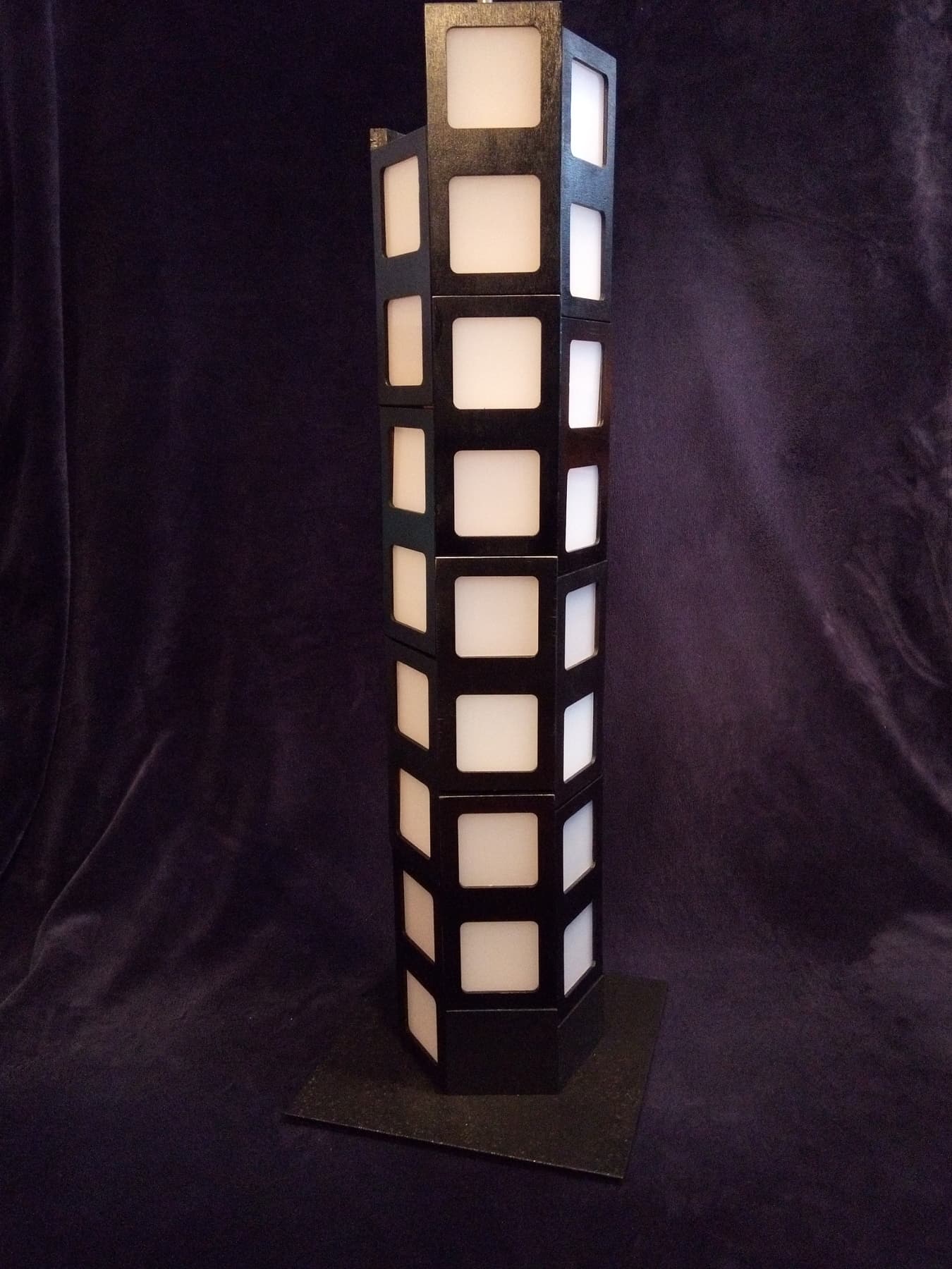 Image for entry 'Between the verticals and the diagonals'