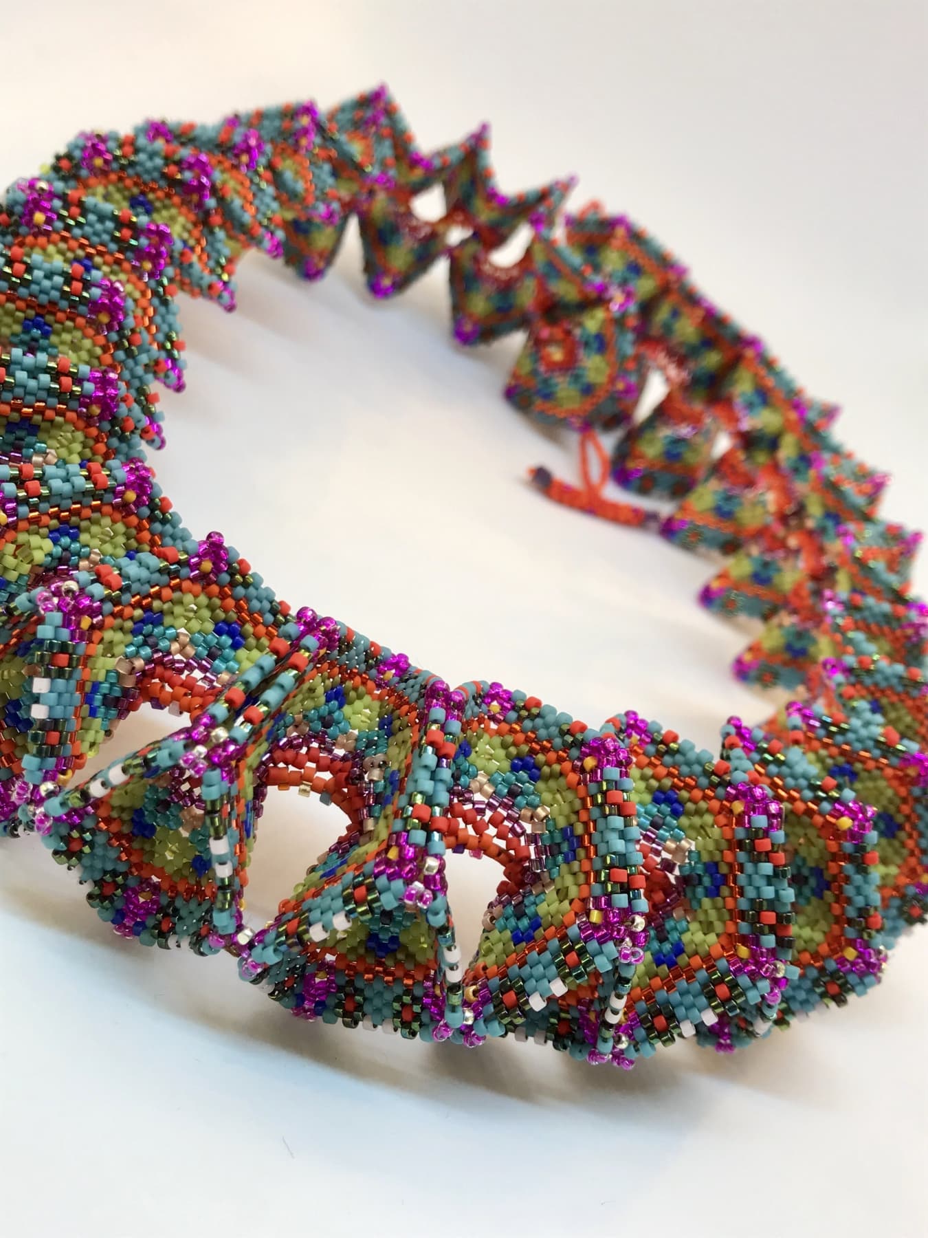 Image for Geometric Capture HyperLoop neckpiece