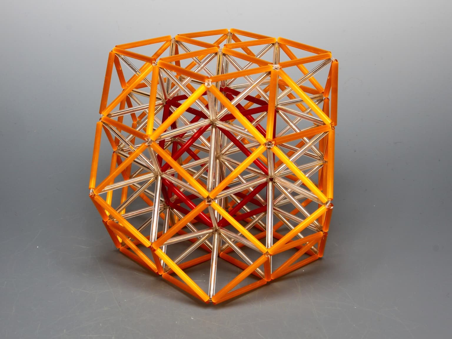 Image for entry 'Skeletal model of cubic close packing lattice structures'