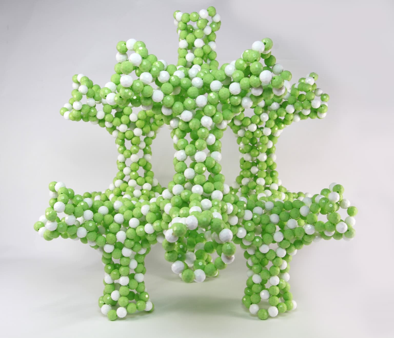 Image for entry 'Hyperbolic soccerball'