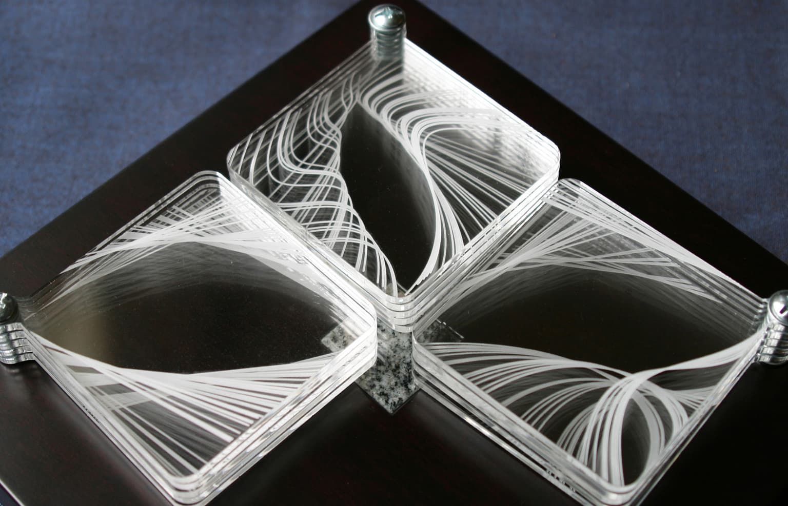 Image for entry 'Leaves of Glass : Bernstein polynomials'