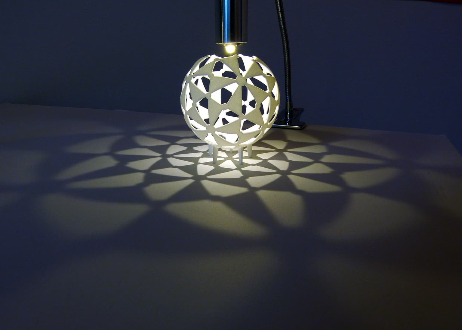 Image for entry '(2,3,5) triangle tiling'