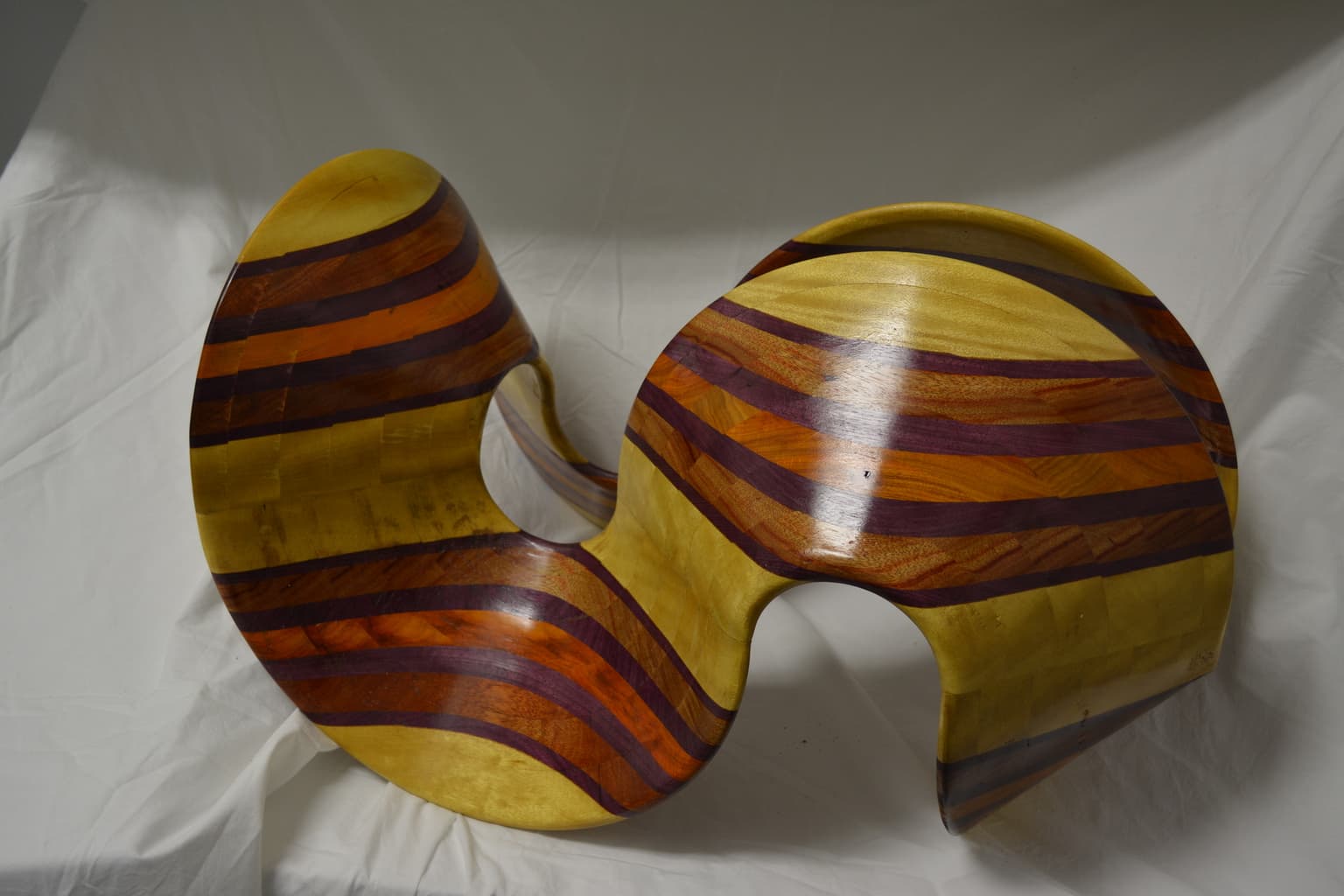 Image for entry 'A Ribbon on Wood with Hyperbola'