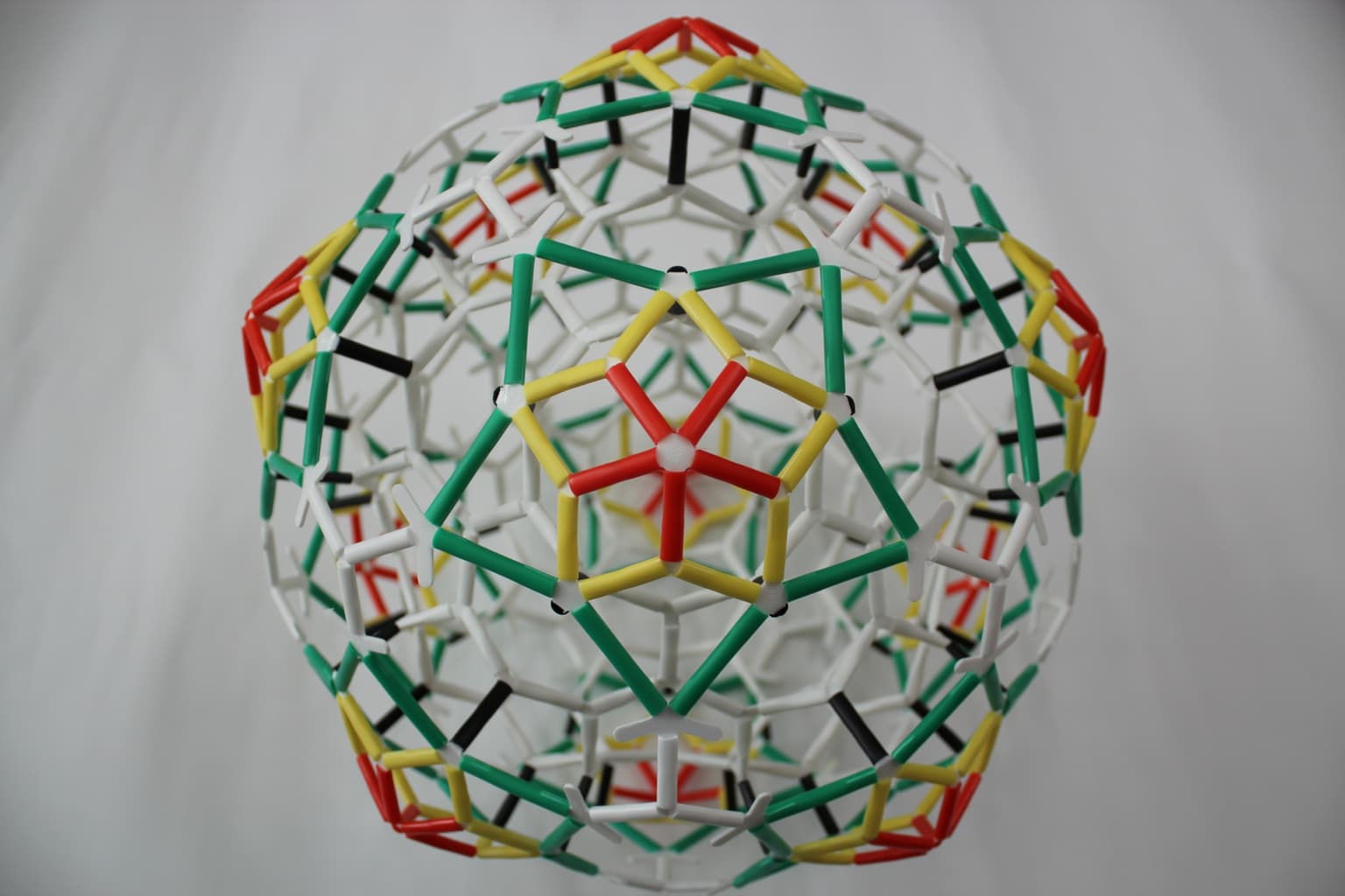 Image for entry '2015 HV three star shape tube sphere'