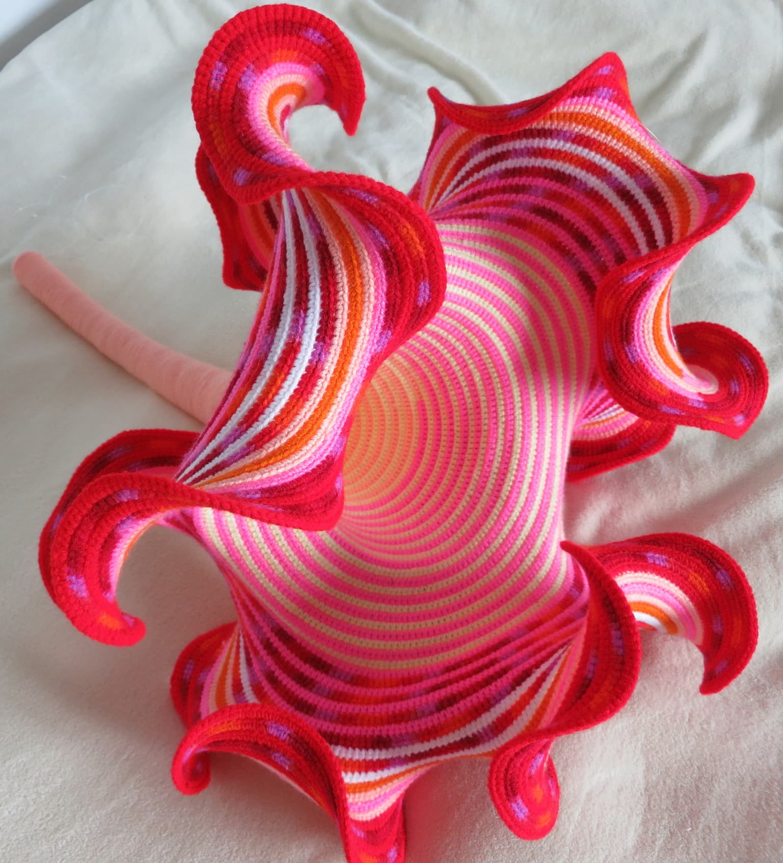 Image for entry 'Pink and Red Trumpet'