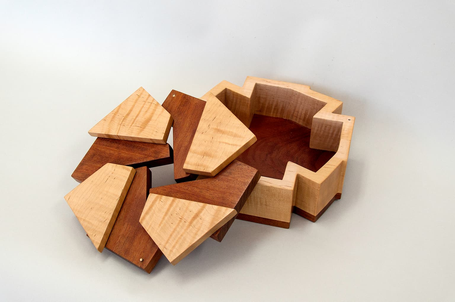 Image for submission 'Elizabeth Whiteley'