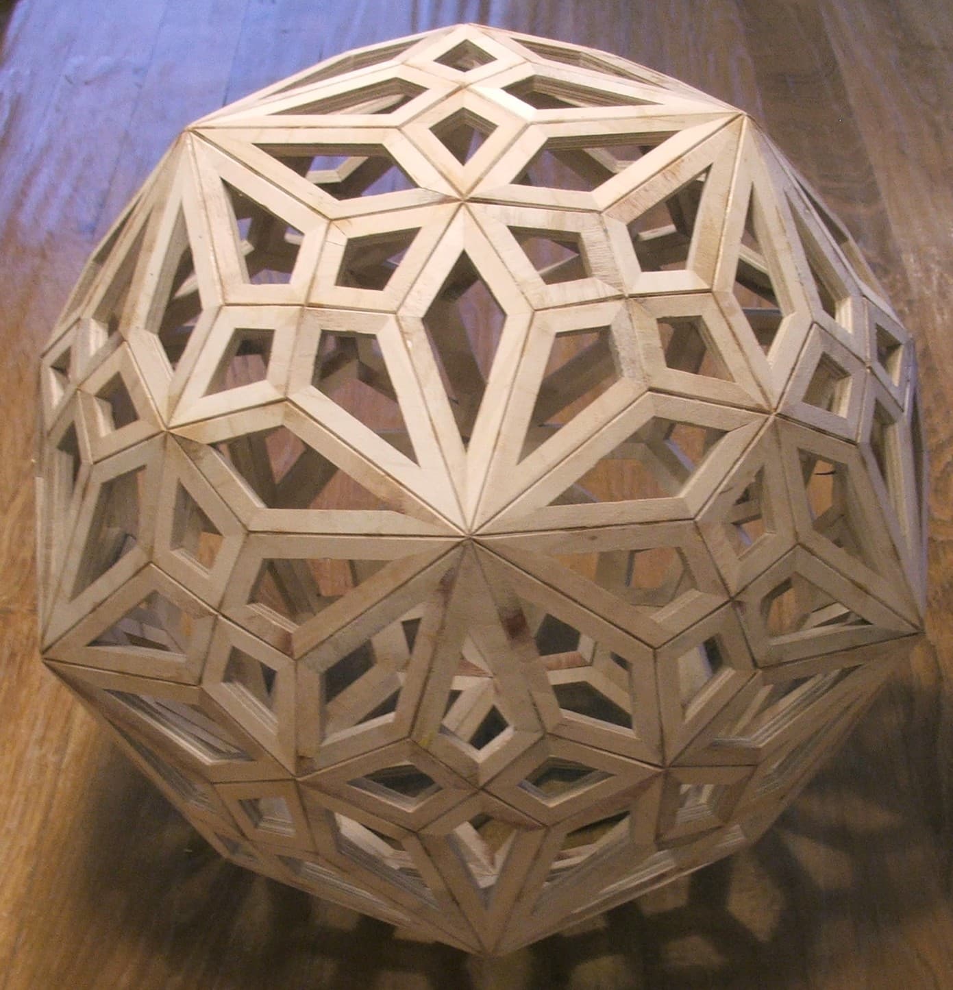 Image for submission 'Roland Gagneux'