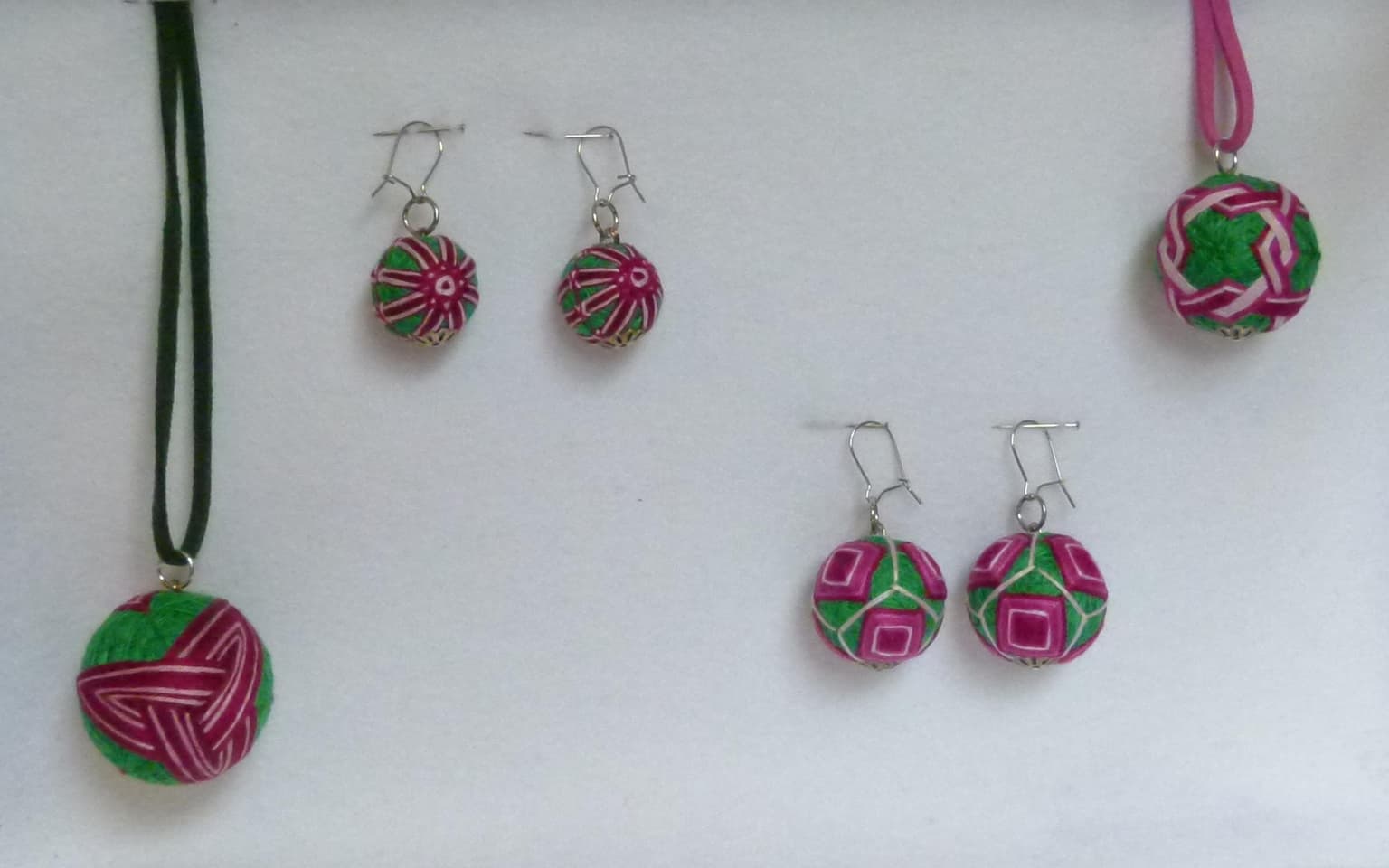 Image for entry 'Temari jewelry'