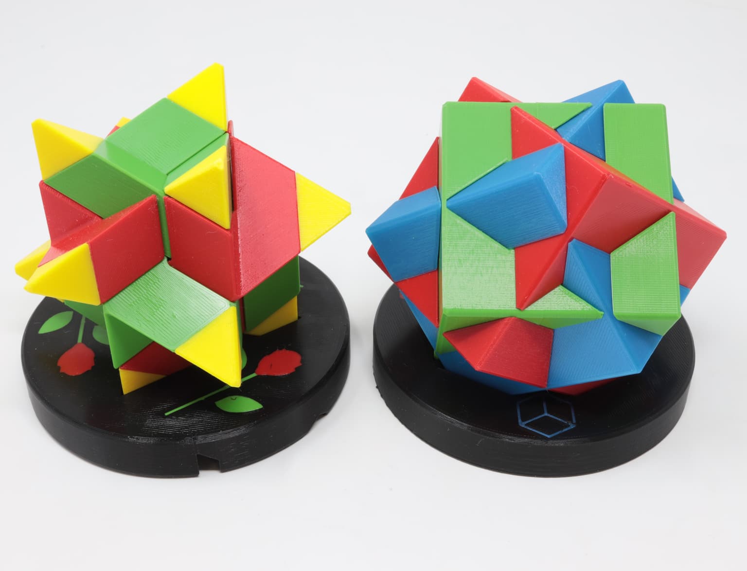 Image for entry 'Rosebush and Compound of Three Cubes'