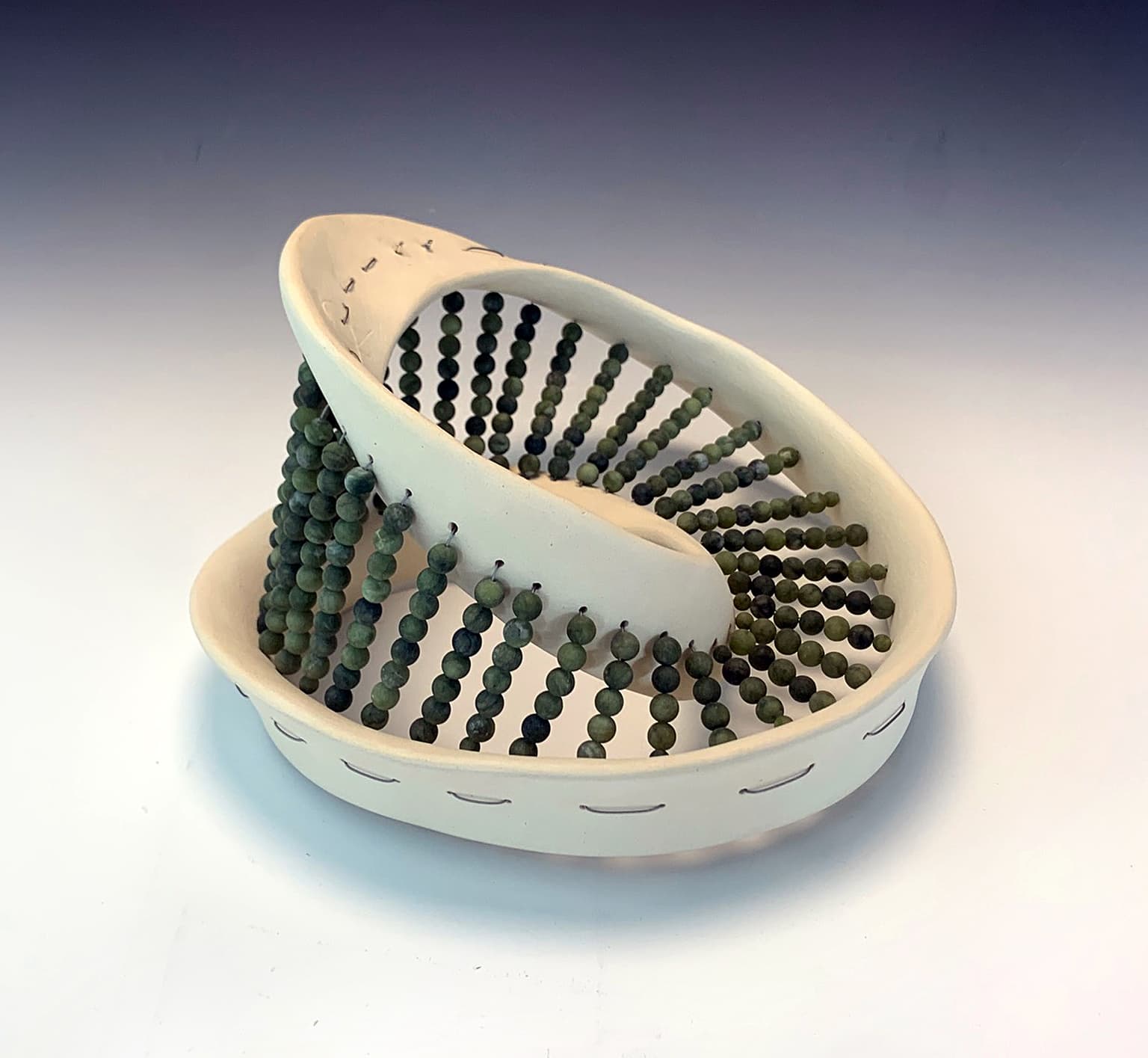 Image for entry 'Möbius Beaded'